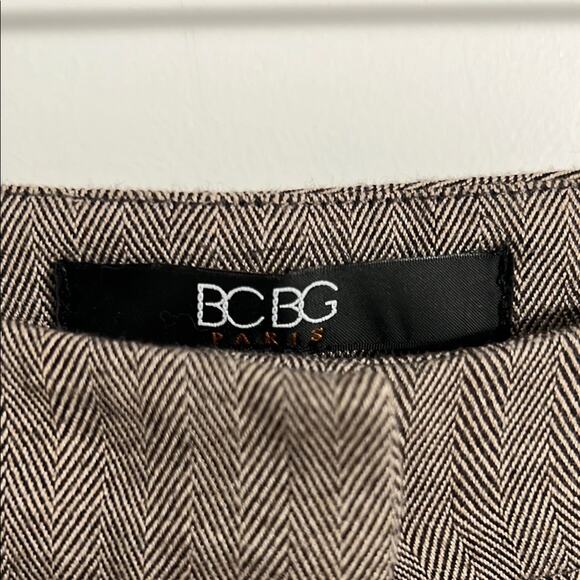 BCBG Herringbone Wide-Leg Trousers | Size 6 | Business Casual - Picture 2 of 5